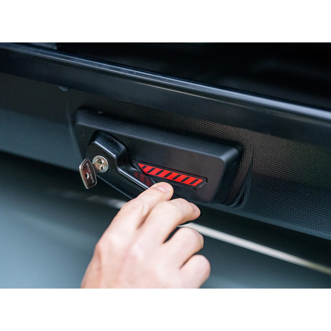 Yakima SkyBox NX 16 Cargo Box 6