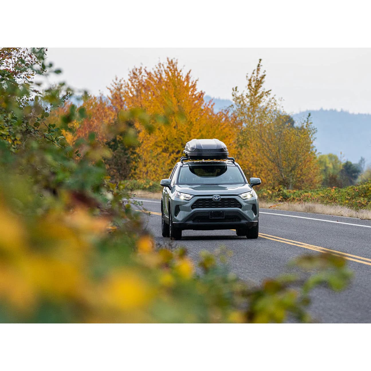 Yakima SkyBox NX 18 Cargo Box 5